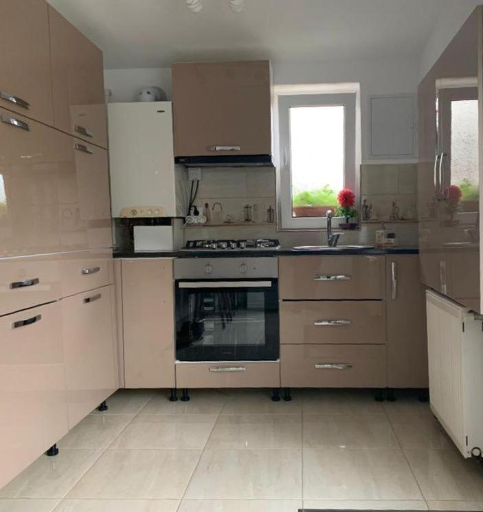 Apartmán Garsoniera Madalina Sibiu Exteriér fotografie